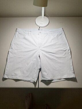 Graham Luxe Light Grey golf shorts